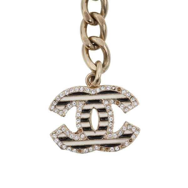 デニムが可愛い♪ CHANEL チェーンベルト CCロゴ CHANEL(シャネル) デニム・ジーパン(レディース) 2ページ目