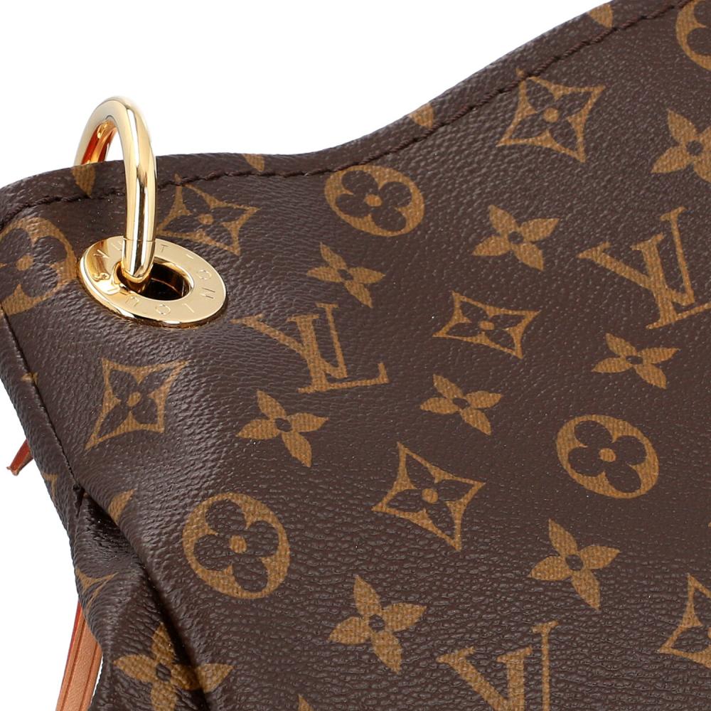 Louis Vuitton Artsy Monogram Canvas