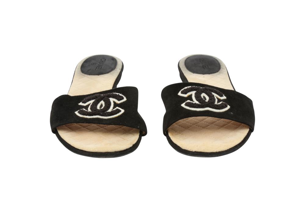 Chanel Black Embroidered Logo Slides - Size 41.5 EU / 11.5 US