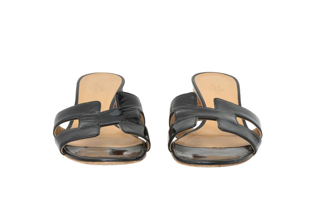 Hermès Black Oasis Heeled Sandal - Size 40.5 EU/ 10.5 US
