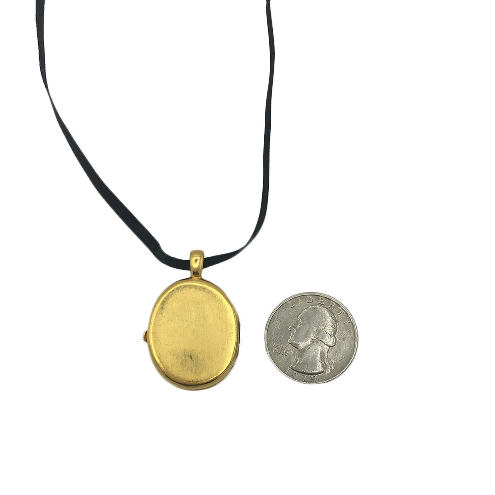 Chanel CC Mirror Medallion in Satin Ribbon Necklace