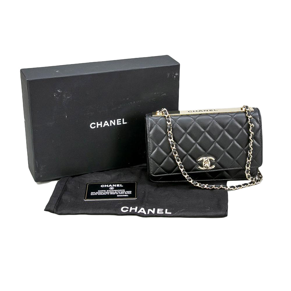 black wallet on chain chanel