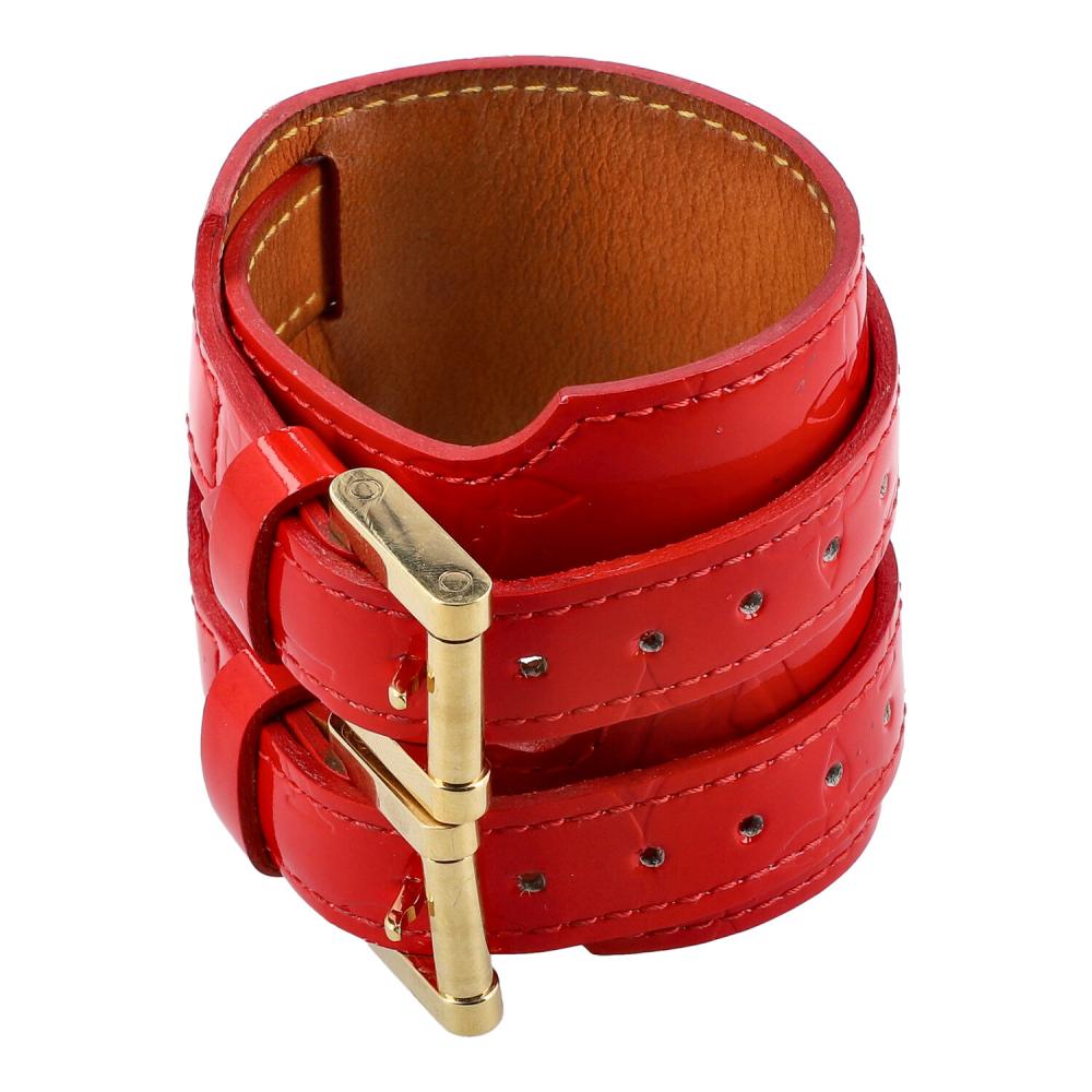 Leather bracelet Louis Vuitton Red in Leather - 33812154