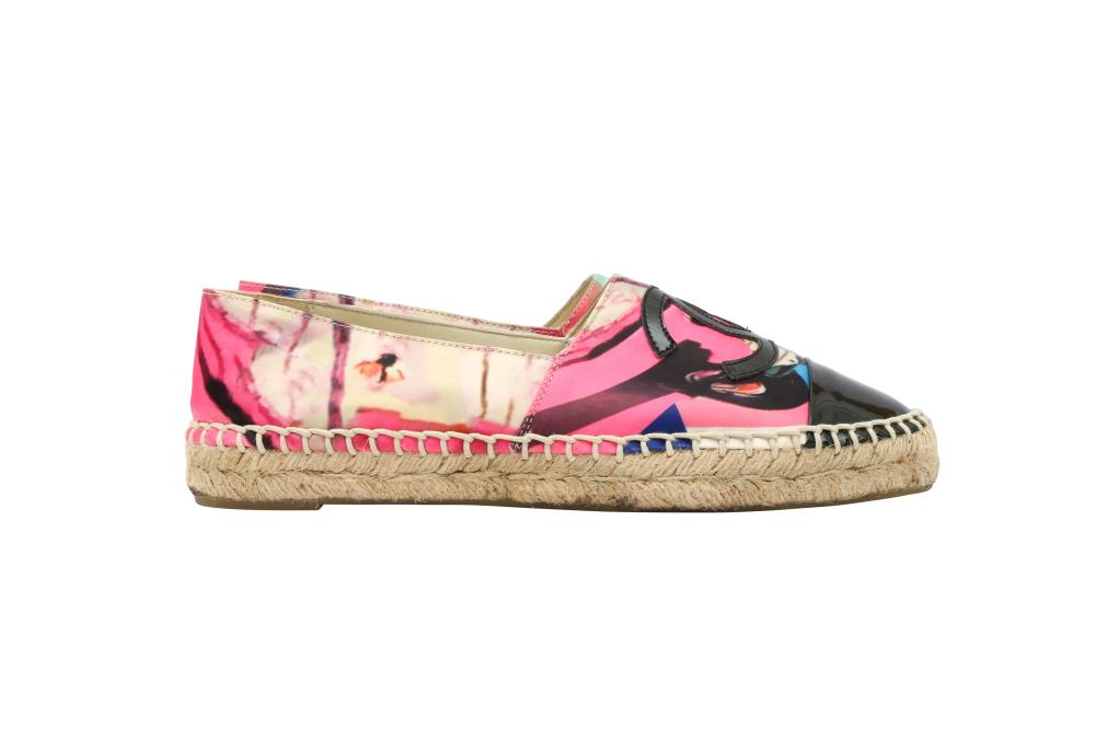 Chanel New 2016 Pink Tweed Plaid CC Espadrilles sz 39 For Sale at